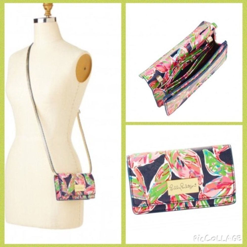 Lilly Pulitzer Its A Date CrossBody Bright Navy Purse In the Vias print NWT